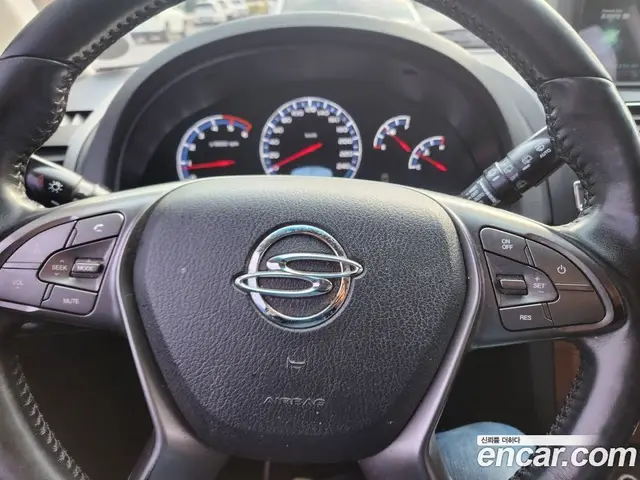SsangYong Rexton 2017 2.2 автомат (гидро), миниатюра 10 SsangYong Rexton 2017 2.2 автомат (гидро), миниатюра 10