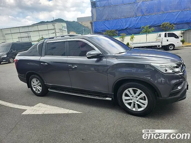 SsangYong Rexton 2018 2.2 автомат (гидро), миниатюра 2 SsangYong Rexton 2018 2.2 автомат (гидро), миниатюра 2