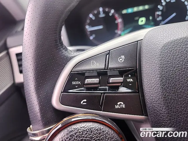 SsangYong Rexton 2018 2.2 автомат (гидро), миниатюра 8 SsangYong Rexton 2018 2.2 автомат (гидро), миниатюра 8