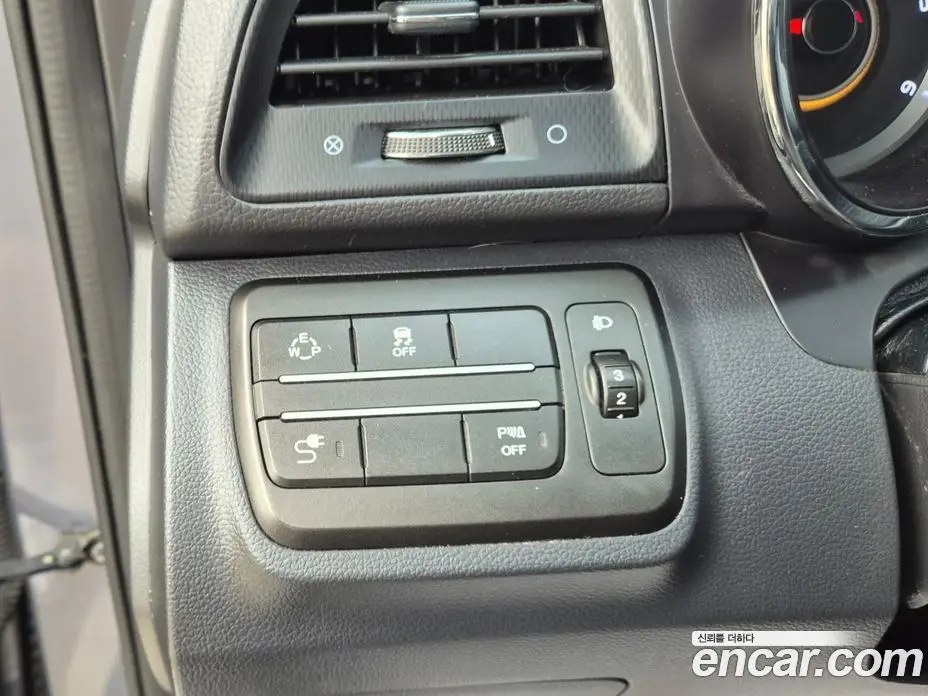 SsangYong TIBOLI 2016 1.6 автомат (гидро), фото 13