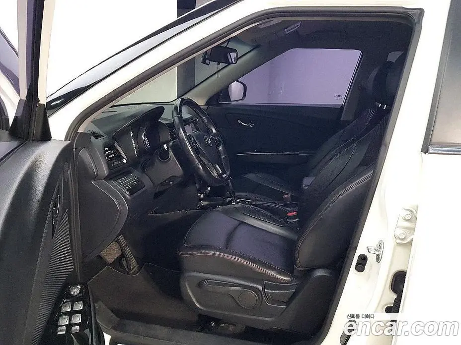 SsangYong TIBOLI 2018 1.6 автомат (гидро), фото 8