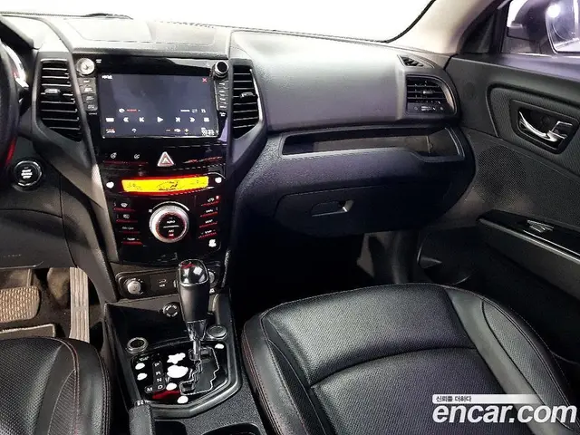 SsangYong TIBOLI 2018 1.6 автомат (гидро), миниатюра 10