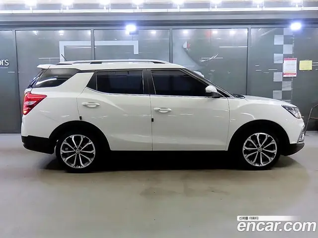 SsangYong TIBOLI 2018 1.6 автомат (гидро), миниатюра 3