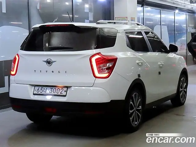 SsangYong TIBOLI 2018 1.6 автомат (гидро), миниатюра 4