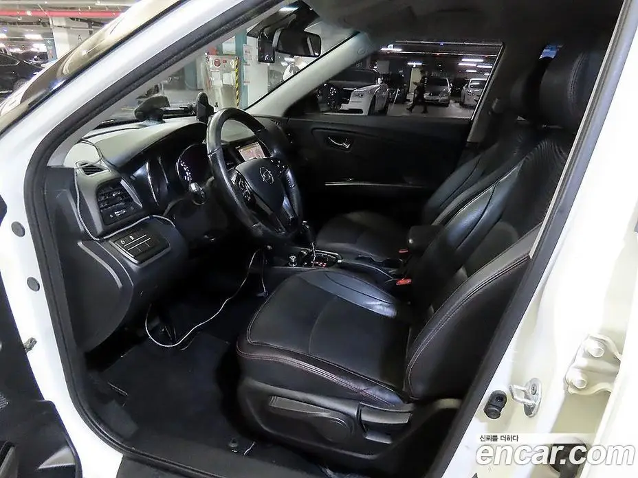 SsangYong TIBOLI 2018 1.6 автомат (гидро), фото 6