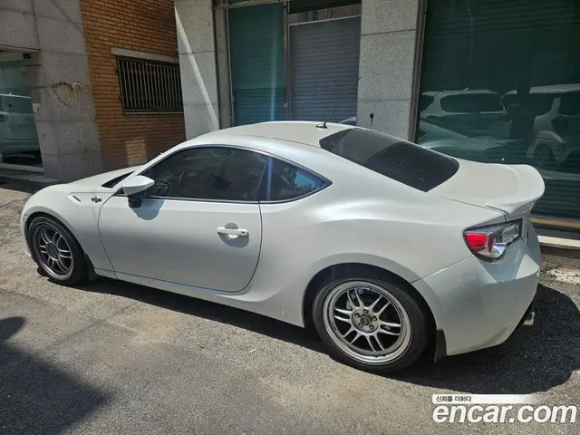 Toyota 86 2012 2.0 механика, миниатюра 3 Toyota 86 2012 2.0 механика, миниатюра 3