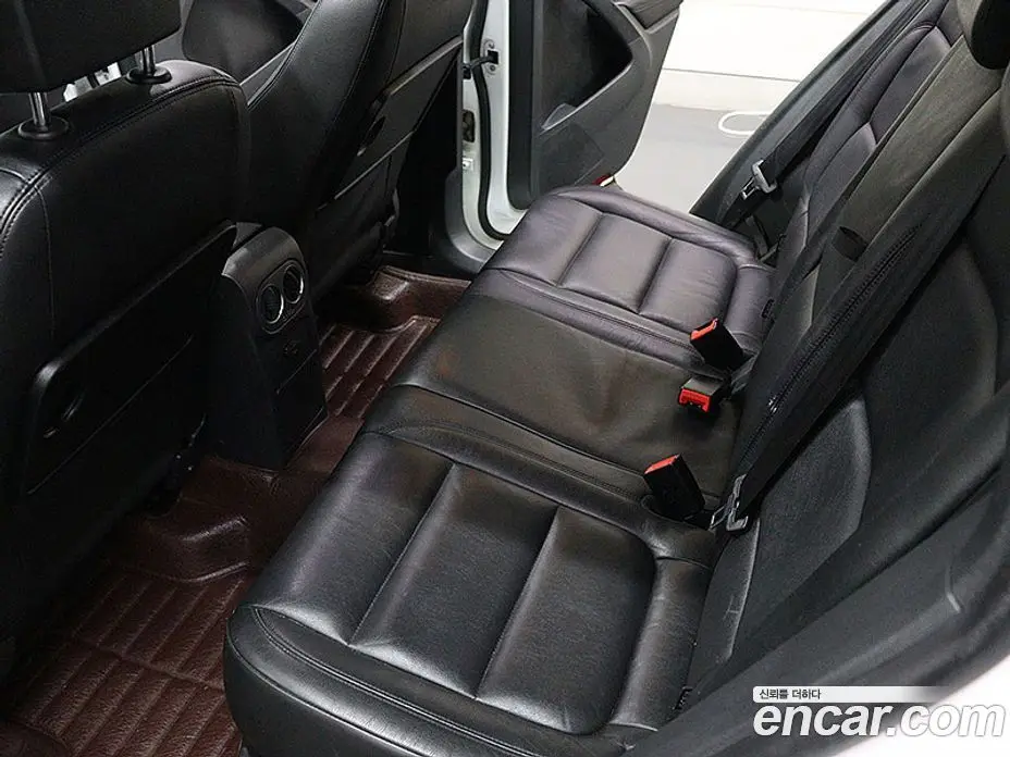Volkswagen Tiguan 2015 2.0 автомат (гидро), фото 17