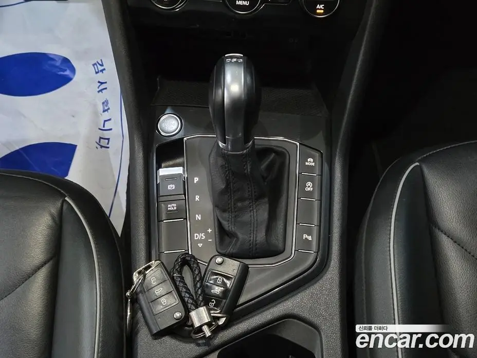 Volkswagen Tiguan 2018 2.0 автомат (гидро), фото 13