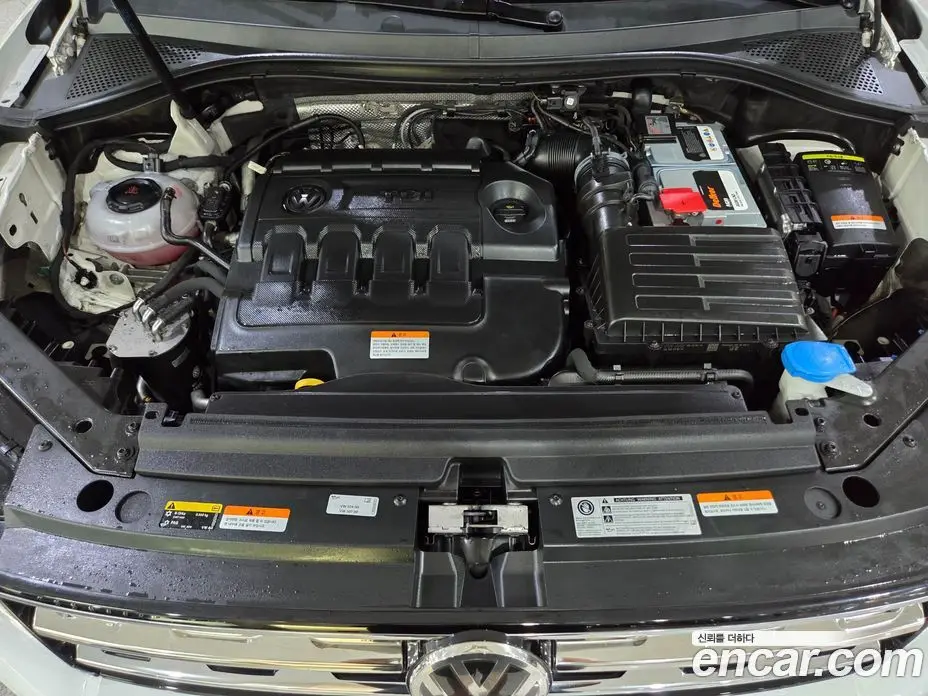 Volkswagen Tiguan 2018 2.0 автомат (гидро), фото 18