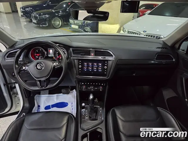 Volkswagen Tiguan 2018 2.0 автомат (гидро), миниатюра 8