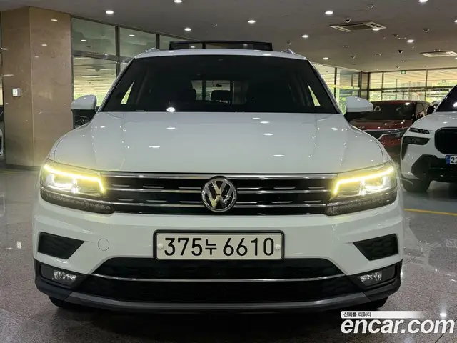 Volkswagen Tiguan 2020 2.0 автомат (гидро), миниатюра 2