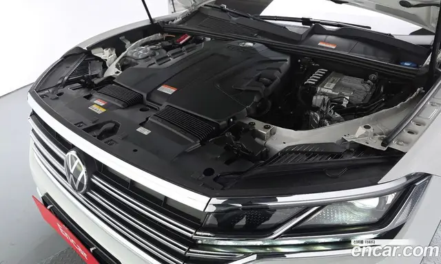 Volkswagen Touareg 2023 3.0 автомат (гидро), миниатюра 5 Volkswagen Touareg 2023 3.0 автомат (гидро), миниатюра 5
