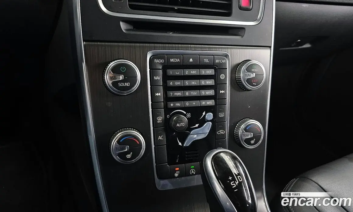 Volvo S60 2015 2.0 автомат (гидро), фото 17 Volvo S60 2015 2.0 автомат (гидро), фото 17