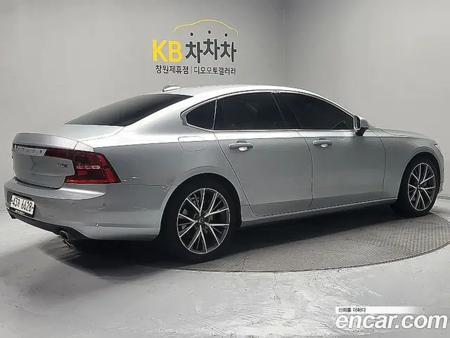 Volvo S90 2017 2.0 автомат (гидро), миниатюра 2