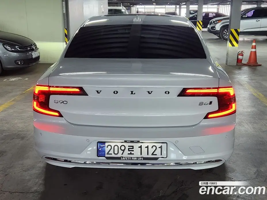 Volvo S90 2024 2.0 автомат (гидро), фото 3 Volvo S90 2024 2.0 автомат (гидро), фото 3