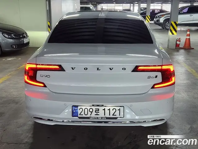 Volvo S90 2024 2.0 автомат (гидро), миниатюра 3 Volvo S90 2024 2.0 автомат (гидро), миниатюра 3