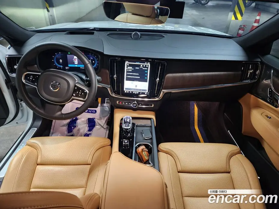 Volvo S90 2024 2.0 автомат (гидро), фото 8 Volvo S90 2024 2.0 автомат (гидро), фото 8