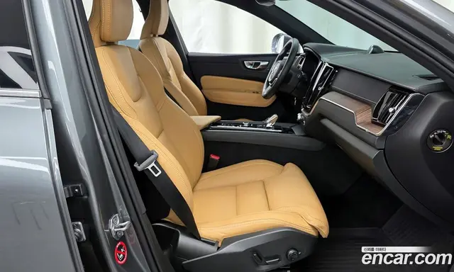 Volvo XC60 2021 2.0 автомат (гидро), миниатюра 11 Volvo XC60 2021 2.0 автомат (гидро), миниатюра 11