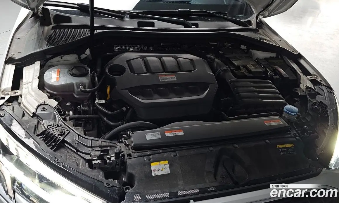 Audi A3 2023 2.0 автомат (гидро), фото 6 Audi A3 2023 2.0 автомат (гидро), фото 6