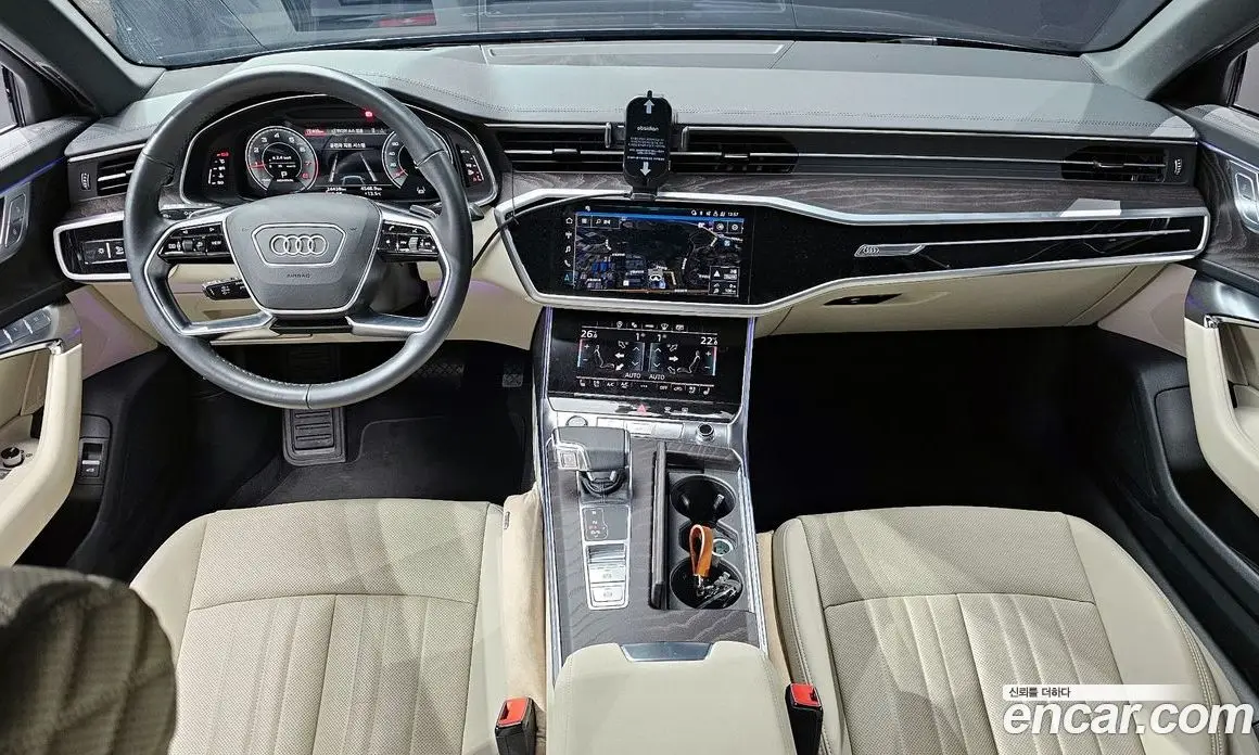 Audi A6 2022 2.0 автомат (гидро), фото 7