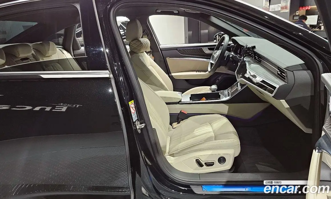 Audi A6 2022 2.0 автомат (гидро), фото 10