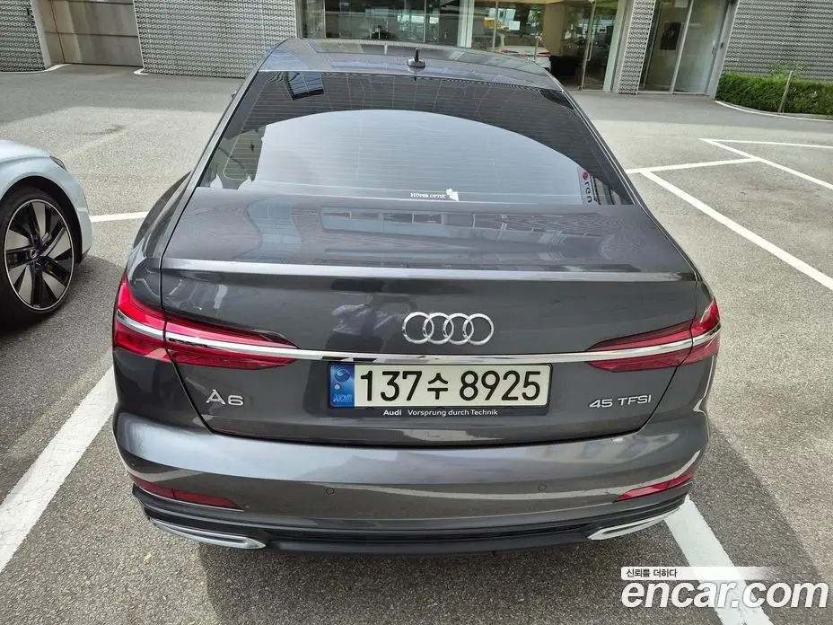 Audi A6 2023 2.0 автомат (гидро), фото 18