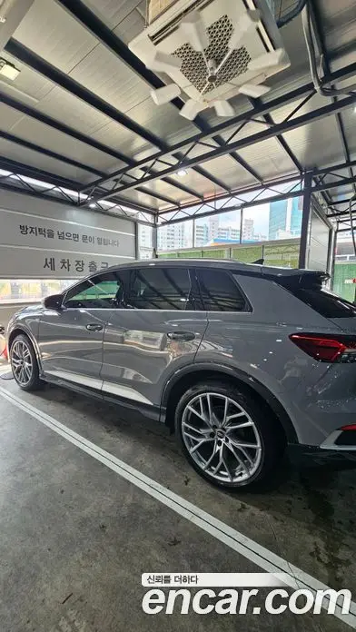 Audi Q4 e-tron 2026 автомат (гидро), фото 9 Audi Q4 e-tron 2026 автомат (гидро), фото 9
