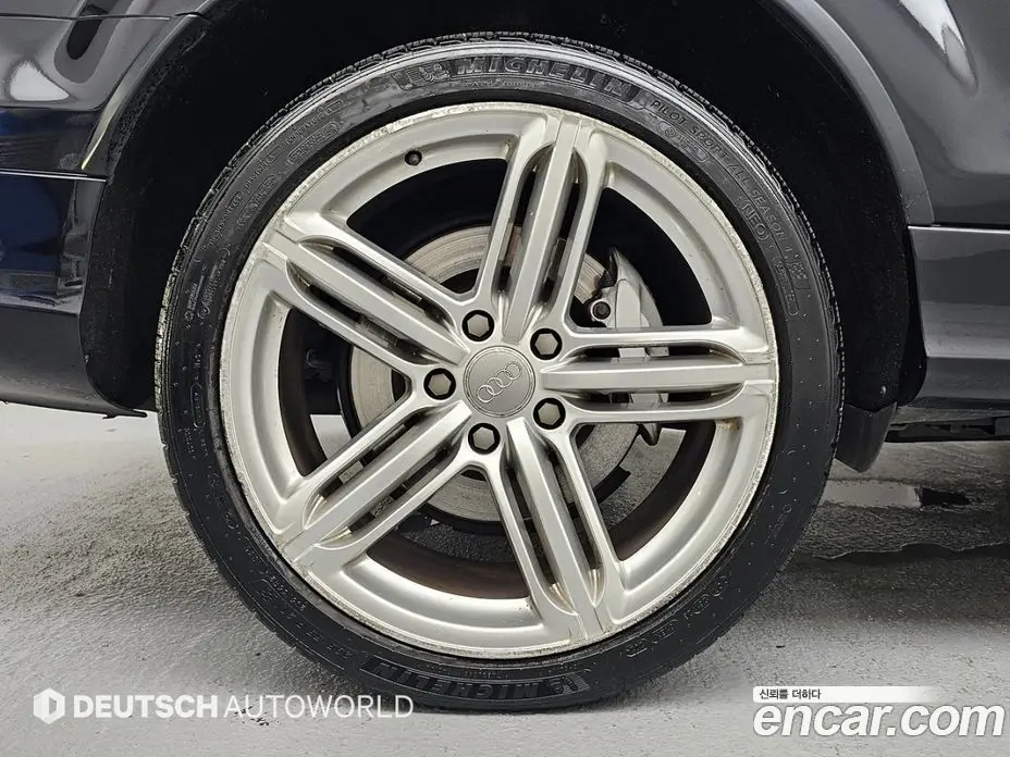 Audi Q7 2013 4.1 автомат (гидро), фото 5 Audi Q7 2013 4.1 автомат (гидро), фото 5