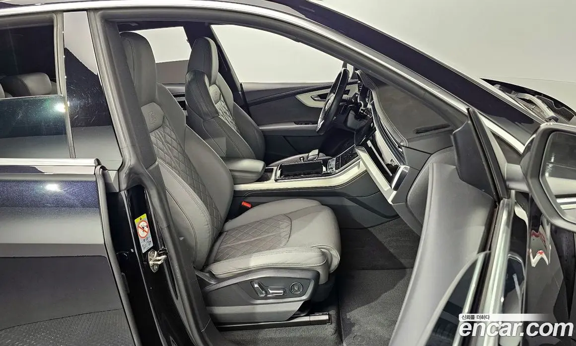 Audi Q8 2021 3.0 автомат (гидро), фото 12