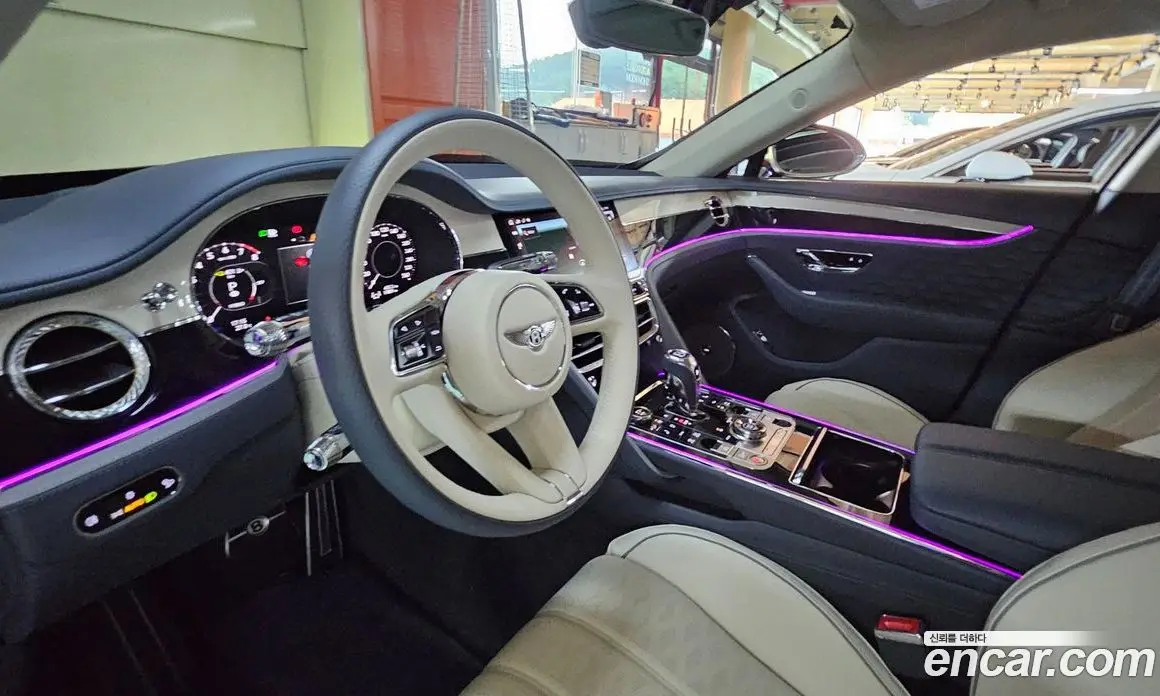Bentley Flying Spur 2025 4.0 автомат (гидро), фото 16