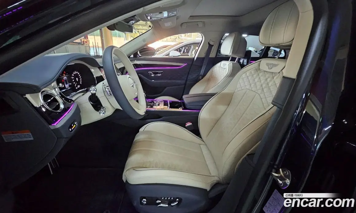 Bentley Flying Spur 2025 4.0 автомат (гидро), фото 9