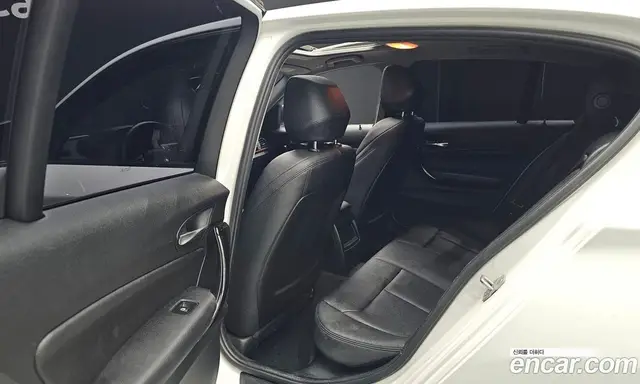 BMW 1 серия 2015 2.0 автомат (гидро), миниатюра 12