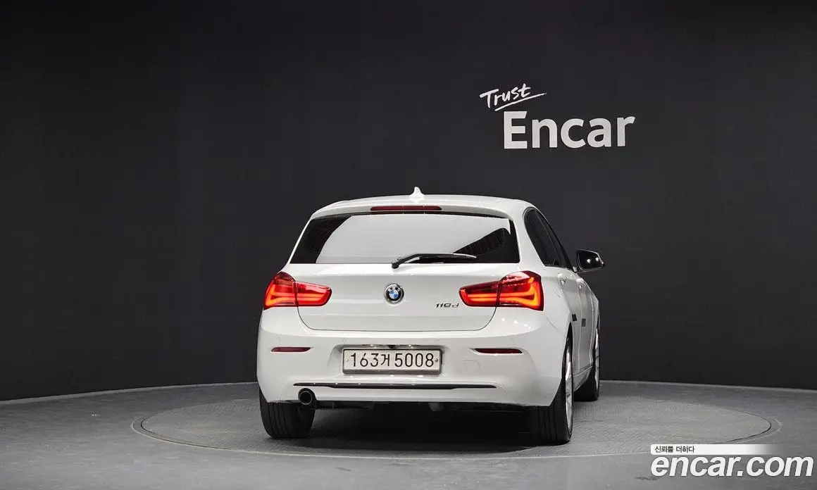BMW 1 серия 2015 2.0 автомат (гидро), фото 4 BMW 1 серия 2015 2.0 автомат (гидро), фото 4