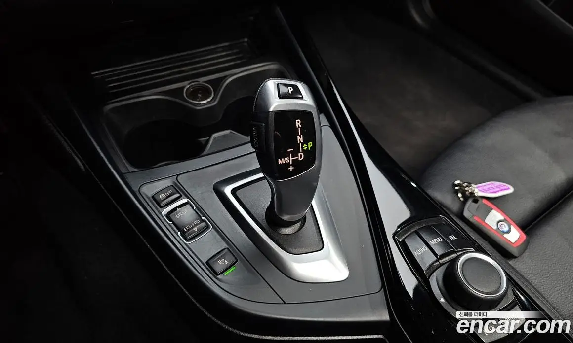 BMW 1 серия 2015 2.0 автомат (гидро), фото 9 BMW 1 серия 2015 2.0 автомат (гидро), фото 9