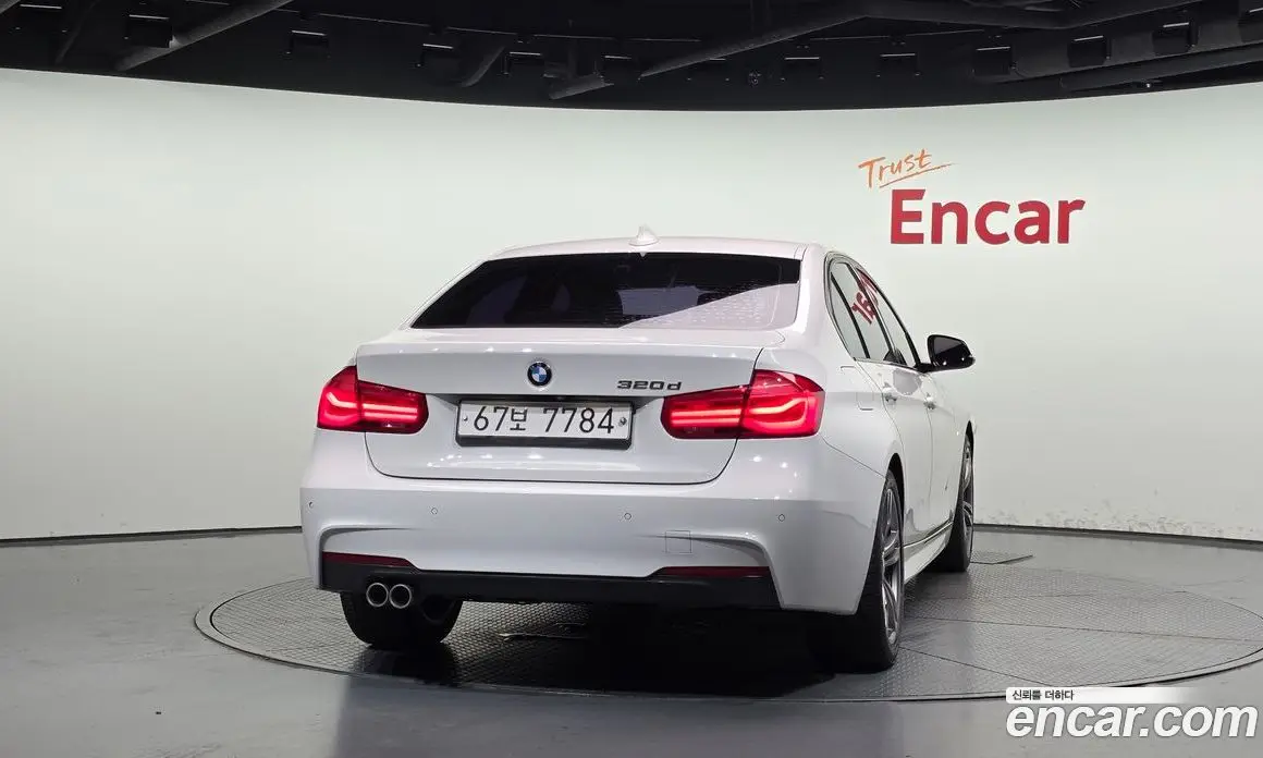 BMW 3 серия 2017 2.0 автомат (гидро), фото 4