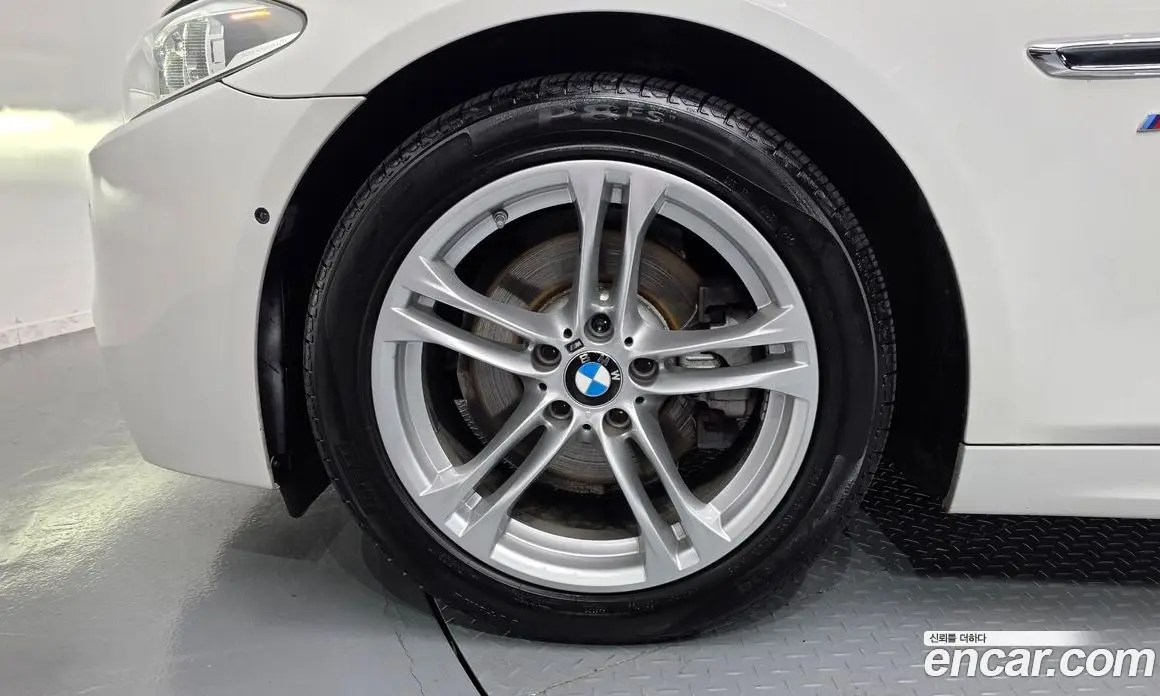 BMW 5 серия 2016 2.0 автомат (гидро), фото 5