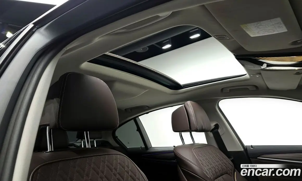 BMW 5 серия 2022 2.0 автомат (гидро), фото 18