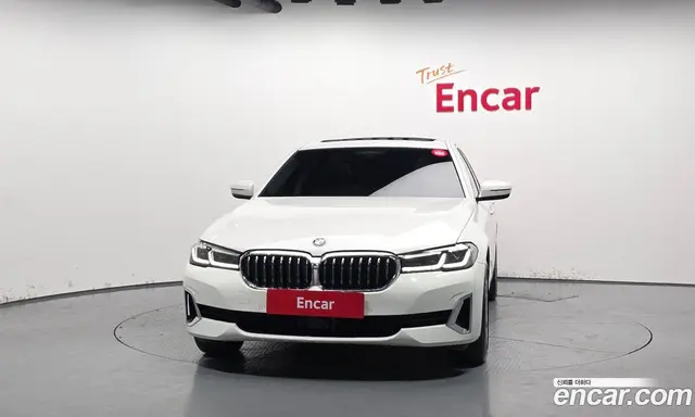 BMW 5 серия 2022 2.0 автомат (гидро), миниатюра 3