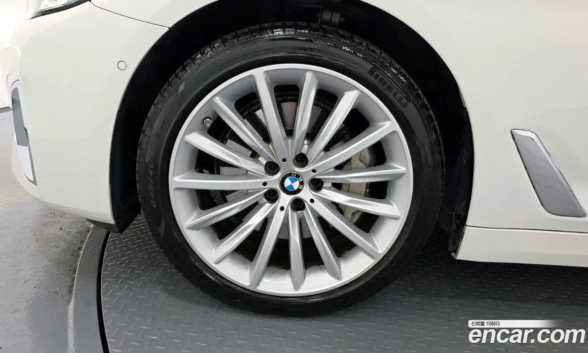 BMW 5 серия 2022 2.0 автомат (гидро), фото 5