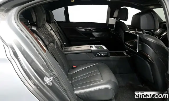 BMW 7 серия 2016 4.4 автомат (гидро), миниатюра 12