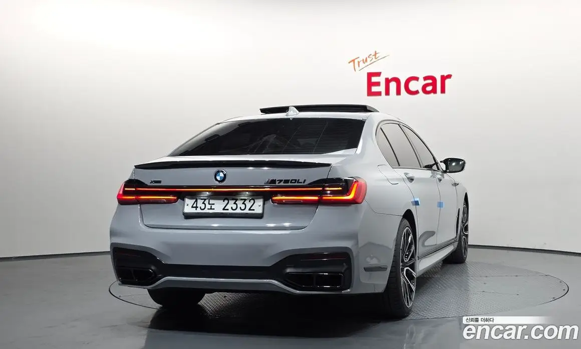 BMW 7 серия 2016 4.4 автомат (гидро), фото 4 BMW 7 серия 2016 4.4 автомат (гидро), фото 4