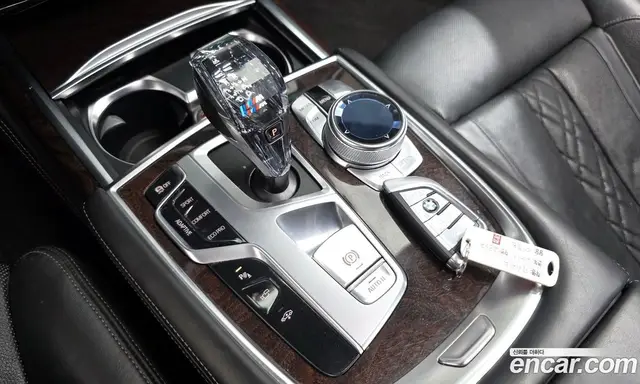 BMW 7 серия 2016 4.4 автомат (гидро), миниатюра 9 BMW 7 серия 2016 4.4 автомат (гидро), миниатюра 9