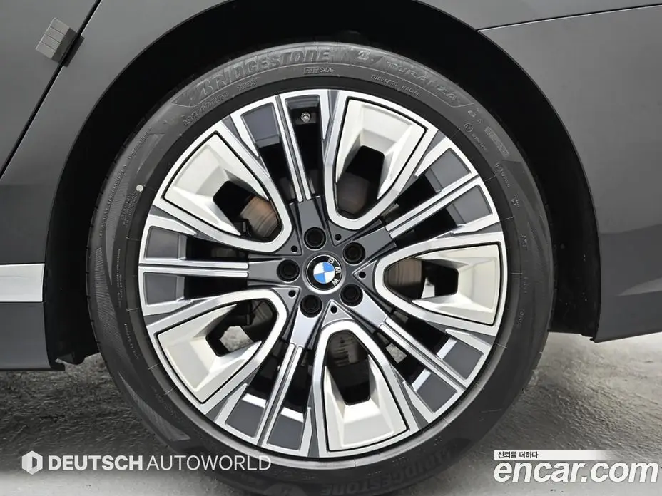BMW 7 серия 2023 3.0 автомат (гидро), фото 5