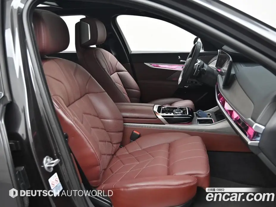 BMW 7 серия 2023 3.0 автомат (гидро), фото 10