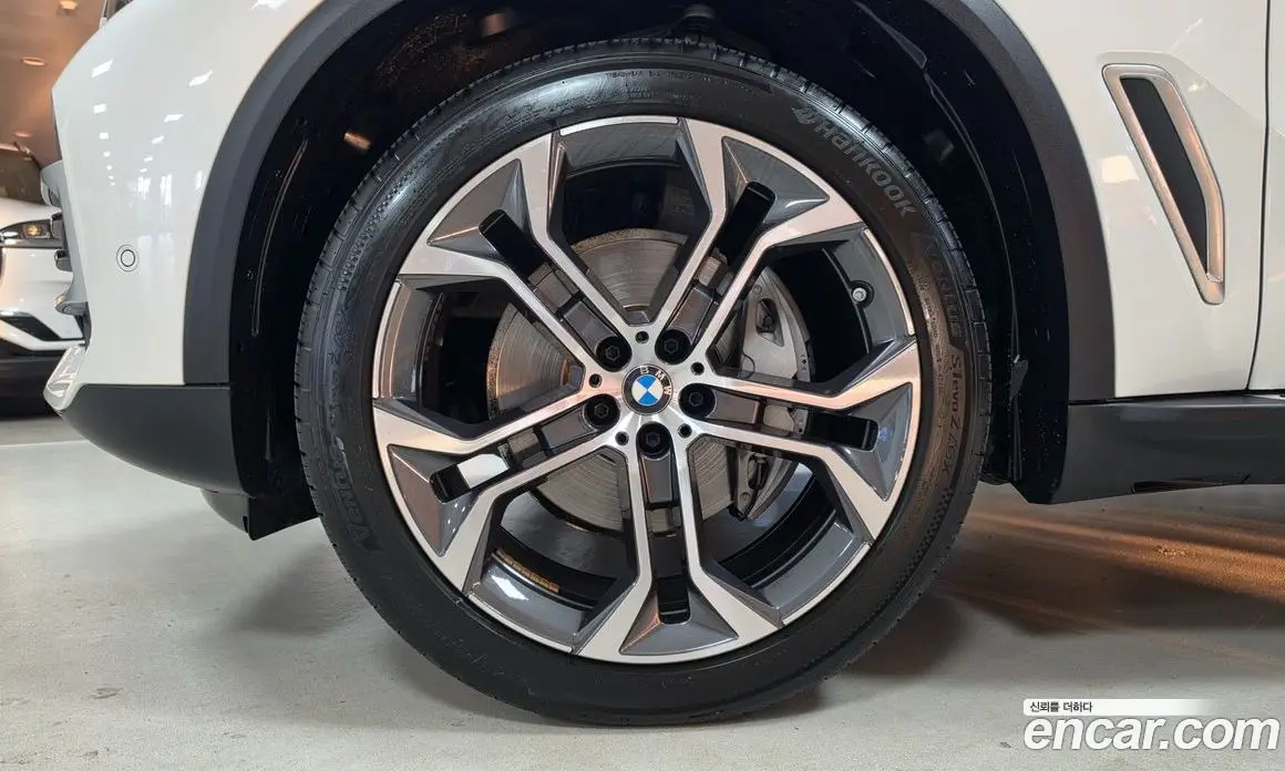 BMW X5 2022 3.0 автомат (гидро), фото 5 BMW X5 2022 3.0 автомат (гидро), фото 5