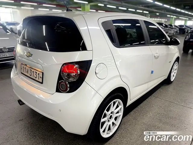 Chevrolet Aveo 2015 1.4 механика, миниатюра 2