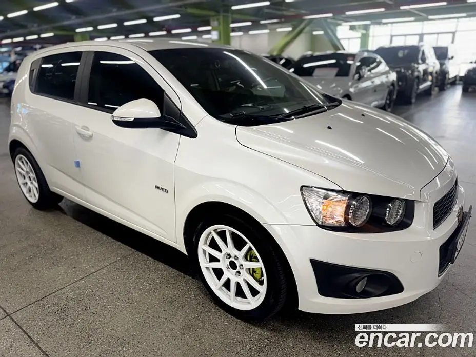Chevrolet Aveo 2015 1.4 механика, фото 13