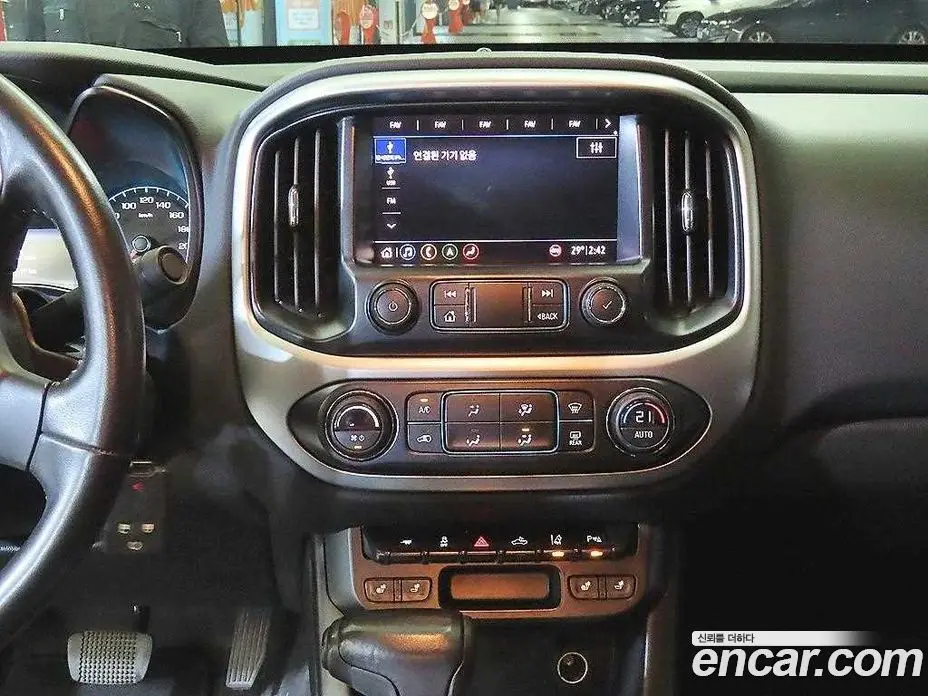 Chevrolet Colorado 2020 3.6 автомат (гидро), фото 11