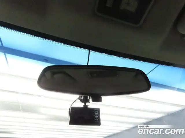 Chevrolet Spark 2011 1.0 автомат (гидро), миниатюра 12