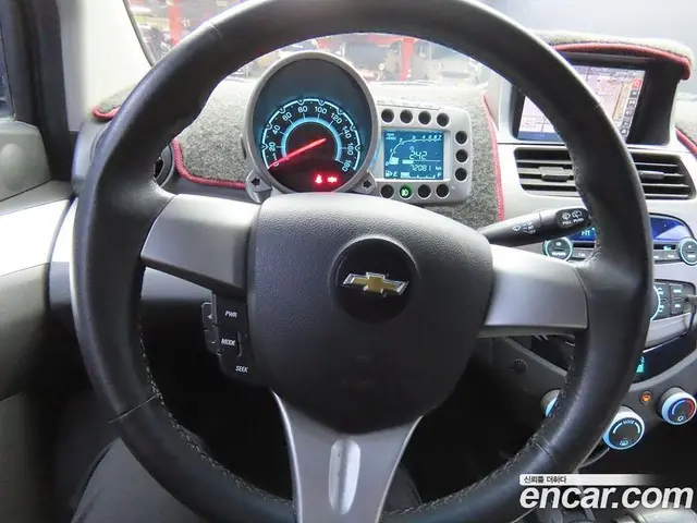 Chevrolet Spark 2011 1.0 автомат (гидро), миниатюра 8 Chevrolet Spark 2011 1.0 автомат (гидро), миниатюра 8